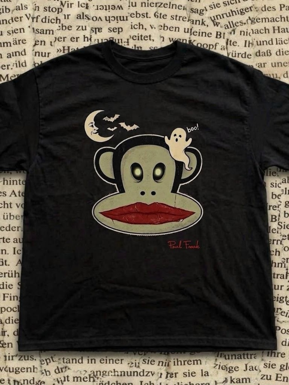 Gildan Black Tee with Green Monkey Face & Red Lips